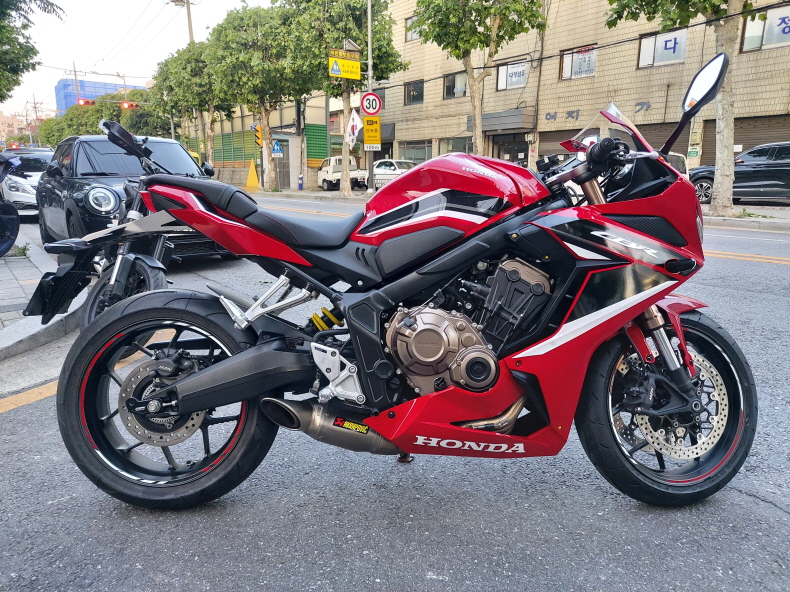 CBR 650R 레드